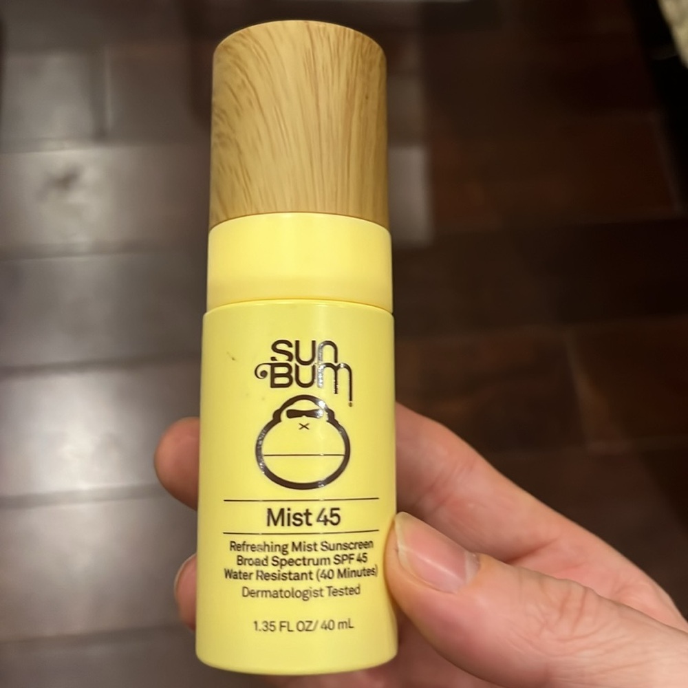 NWT Sun Bum Original SPF 45 Sunscreen Face Mist, Travel Size 1.35 oz